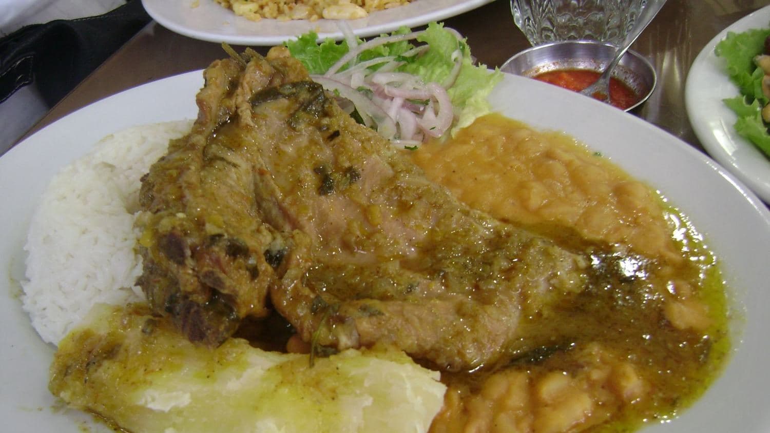 Imagem ilustrativa de um restaurante em Bolívar 462, Trujillo